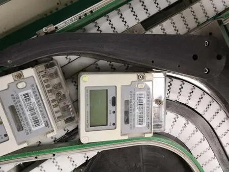 Модульный конвейер для производства интеллектуальных счетчиков