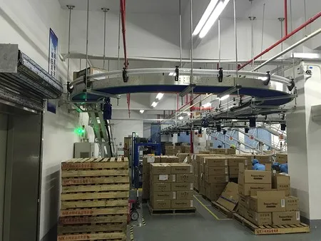 Накопительный конвейер