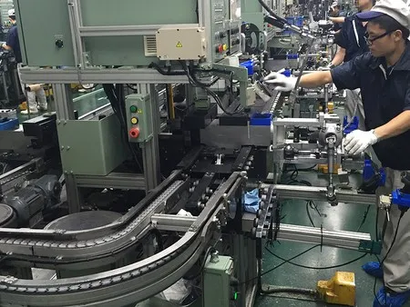 Роликовый конвейер